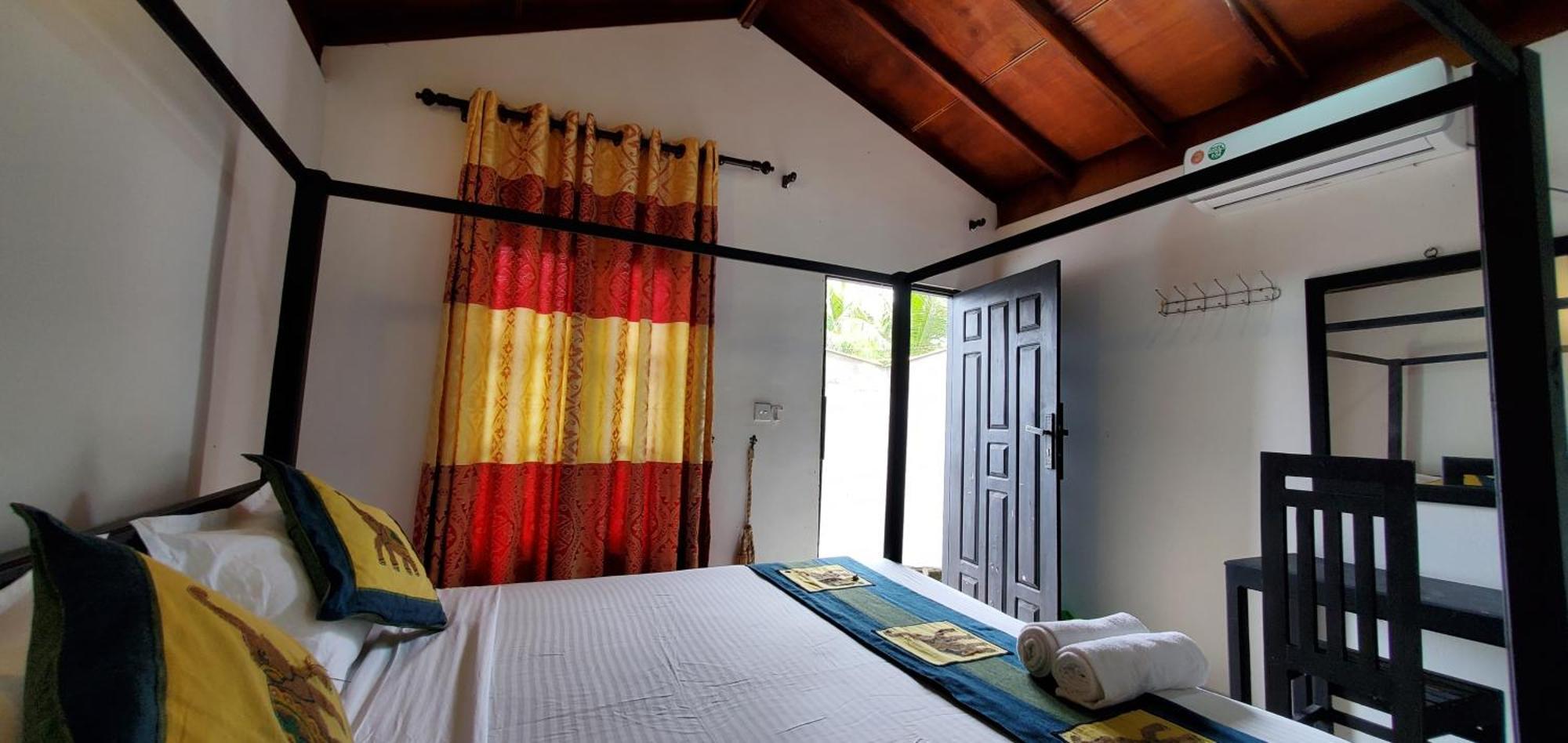 ארוגם Surf & Sand Hotel Arugambay מראה חיצוני תמונה